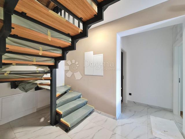Haus Barić Draga, Karlobag, 300m2
