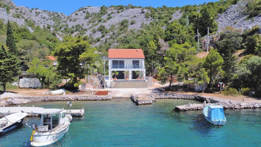 Haus Barić Draga, Karlobag, 300m2