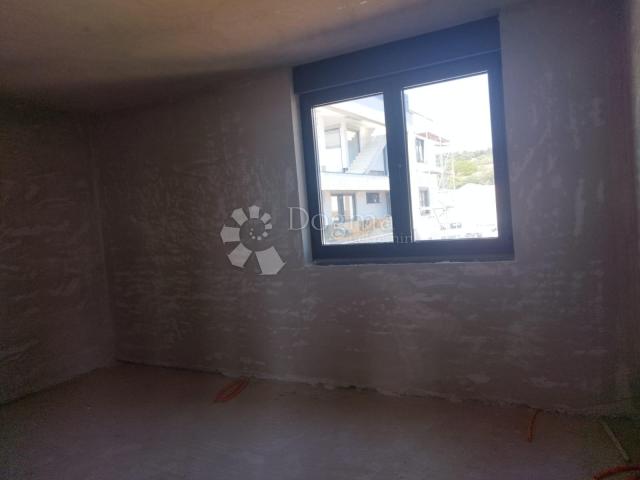 KRK - NOVOGRADNJA - 4 LUKSUZNA APARTMANA