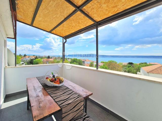 Kuća s 8 apartmana spremna za turistički najam