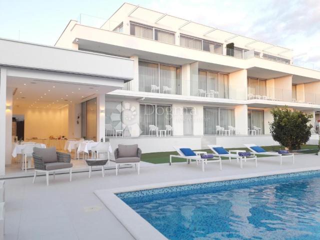 ZADAR BORIK LUXUZNA STAMBENA ZGRADA U FUNKCIJI HOTELA
