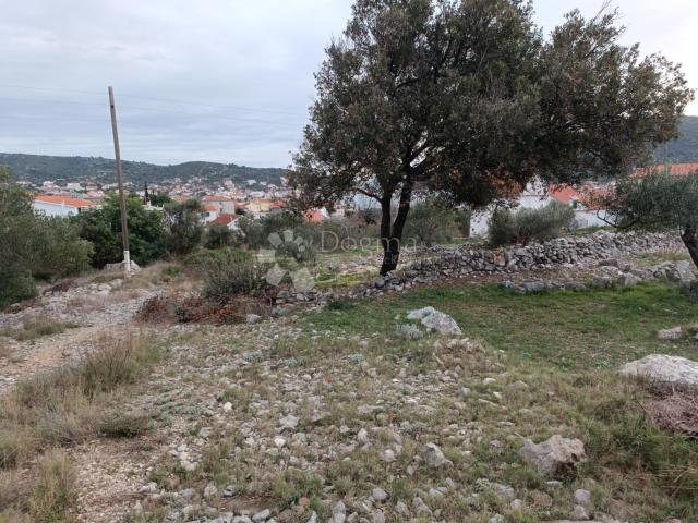 Land Vinišće, Marina, 1.123m2