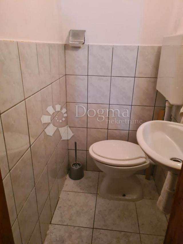 ŠIBENIK CENTAR - kamena kuća blizu rive