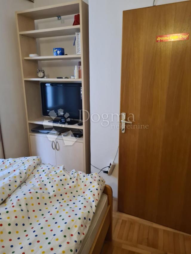 ŠIBENIK CENTAR - kamena kuća blizu rive