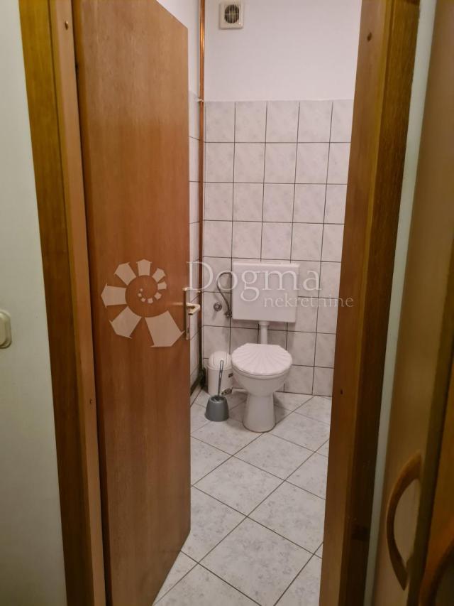 ŠIBENIK CENTAR - kamena kuća blizu rive