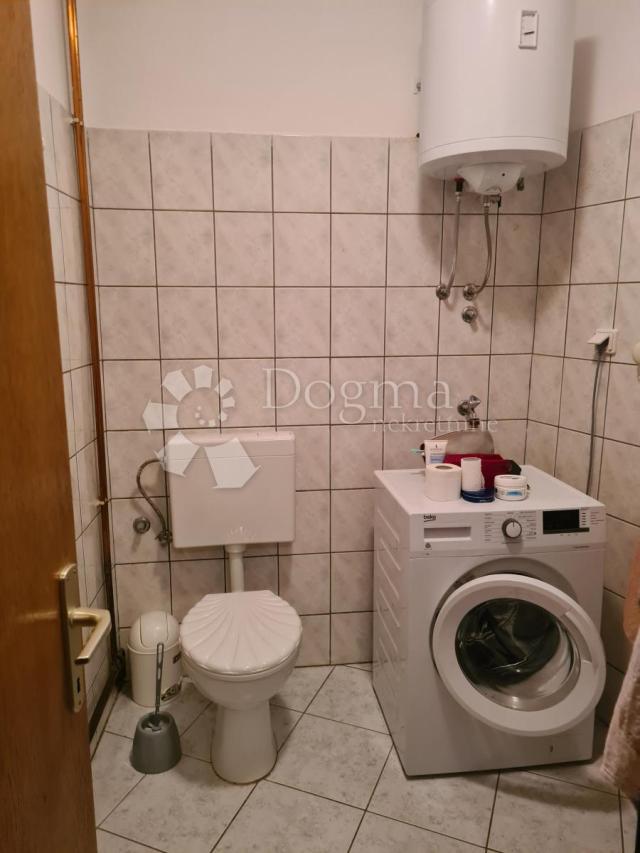 ŠIBENIK CENTAR - kamena kuća blizu rive