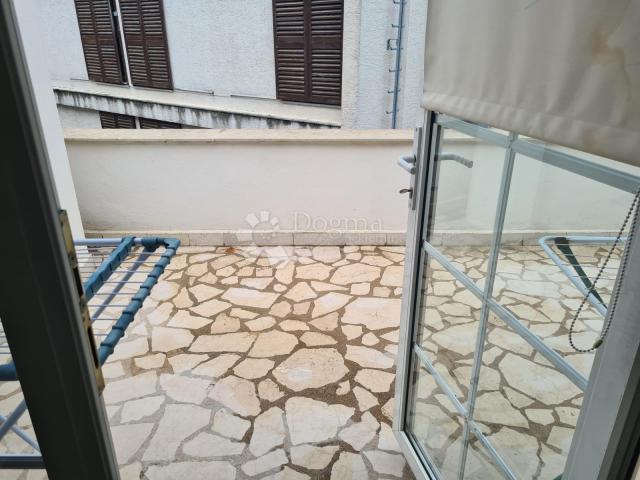 ŠIBENIK CENTAR - kamena kuća blizu rive