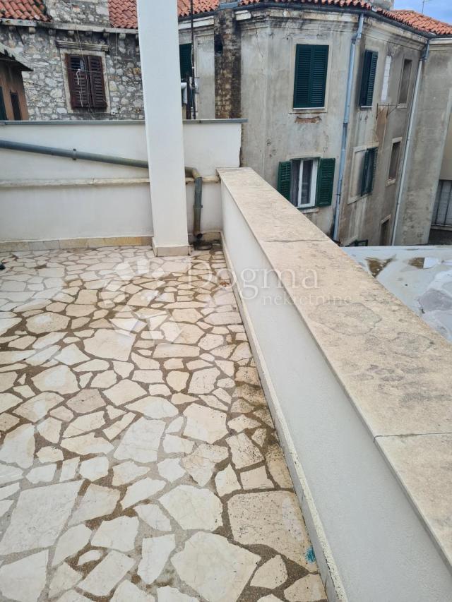 ŠIBENIK CENTAR - kamena kuća blizu rive
