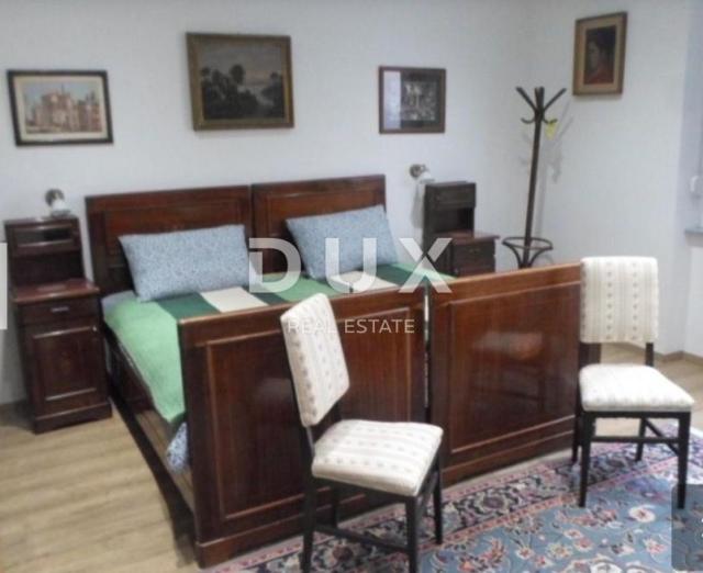 OPATIJA, CENTAR - DVA STANA 96 m2 + POMOĆNA ZGRADA U DVORIŠTU!!! PRILIKA!!!