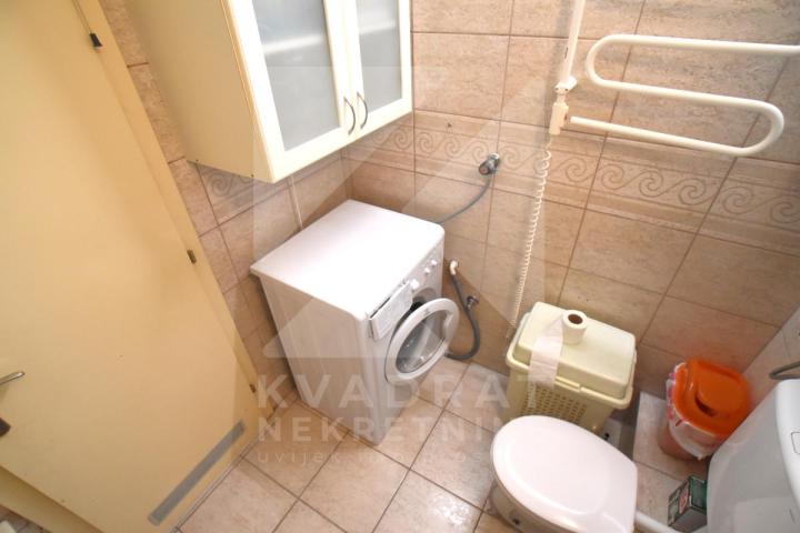 Izdavanje, Dvosoban stan, Podgorica, Preko Morače, 85m2