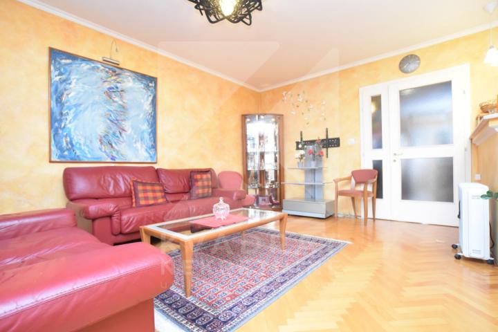Izdavanje, Dvosoban stan, Podgorica, Preko Morače, 85m2