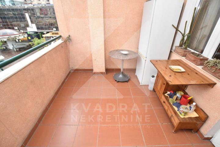 Izdavanje, Dvosoban stan, Podgorica, Preko Morače, 85m2