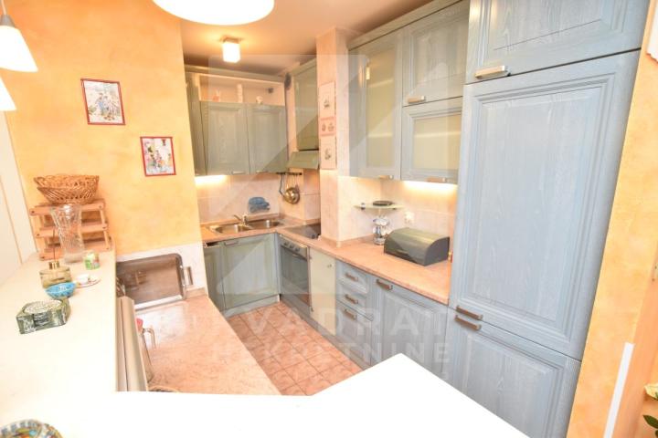 Izdavanje, Dvosoban stan, Podgorica, Preko Morače, 85m2