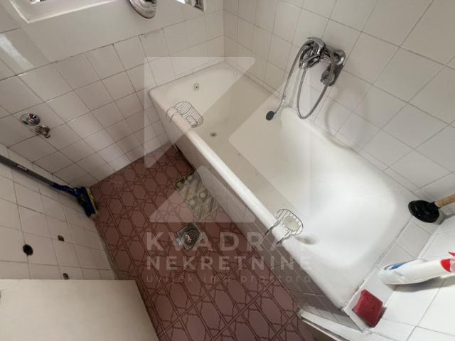 Izdavanje, Trosoban stan, Podgorica, Zagorič, 100m2