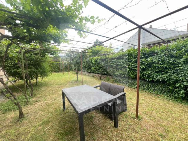 Izdavanje, Trosoban stan, Podgorica, Zagorič, 100m2