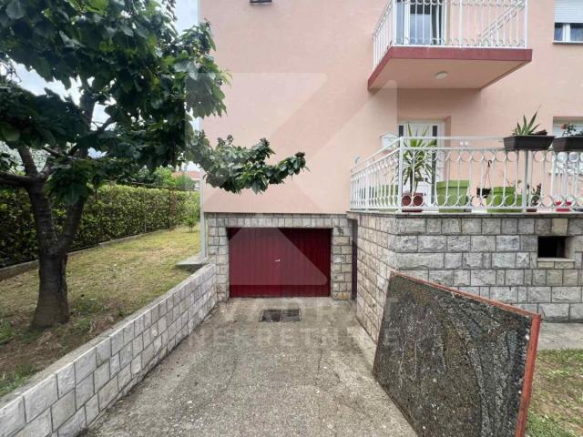 Izdavanje, Trosoban stan, Podgorica, Zagorič, 100m2