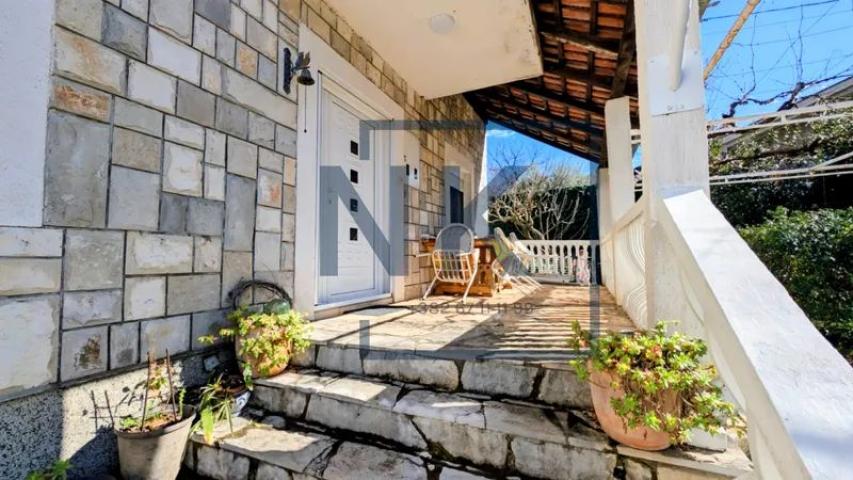 Prodaja | Kuća | 350m2 | Podgorica, Vranići