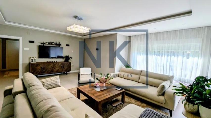 Prodaja | Kuća | 350m2 | Podgorica, Vranići