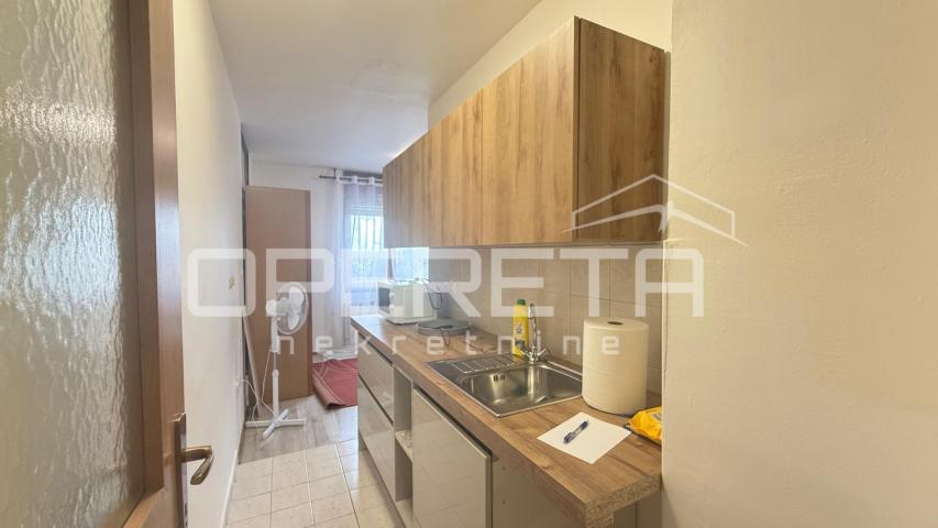 PRODAJA, STAN, VUKOVAR, Olajnica, 59m2, 2-soban + lođa
