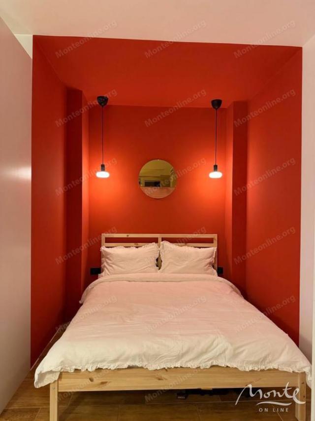 Elegantni studio s pogledom na more u Tivtu