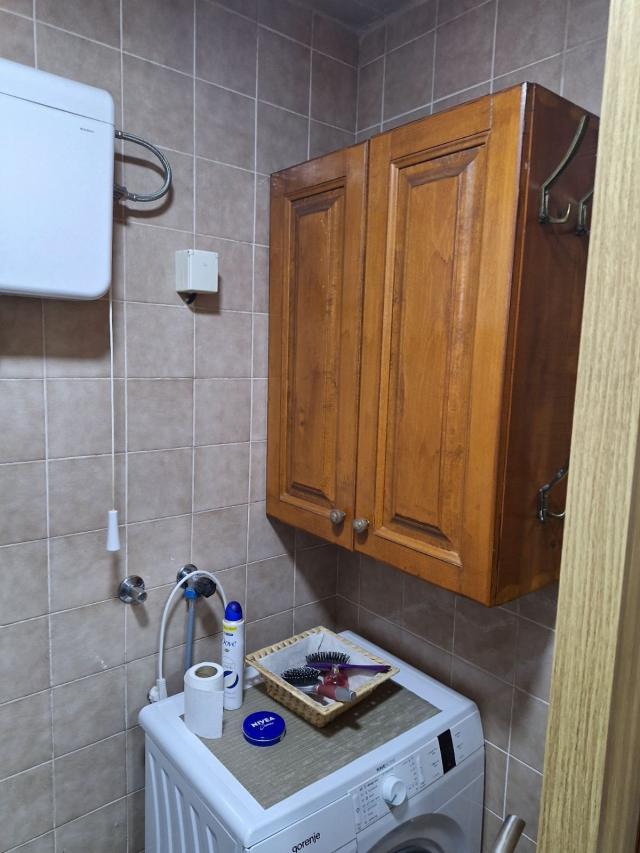 Przno-Dvosoban stan 61m2 sa pogledom na more (NA DUZI PERIOD, DOSTUPAN OD 01.09.2026)