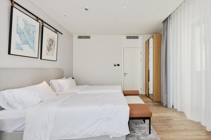 EXCLUSIVE OPPORTUNITY TO PURCHASE A LUXURIOUS DUPLEX