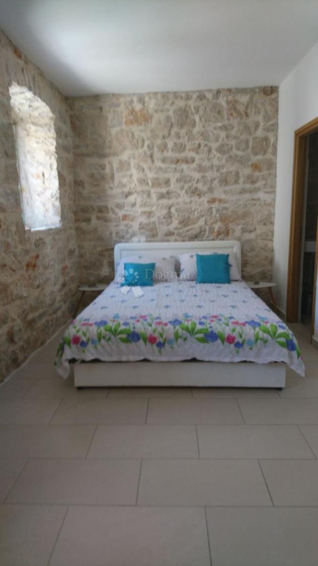 Haus Tisno, 89m2