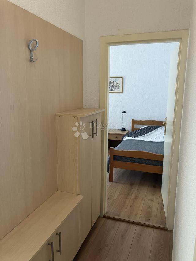 Odličan mali stan u centru grada