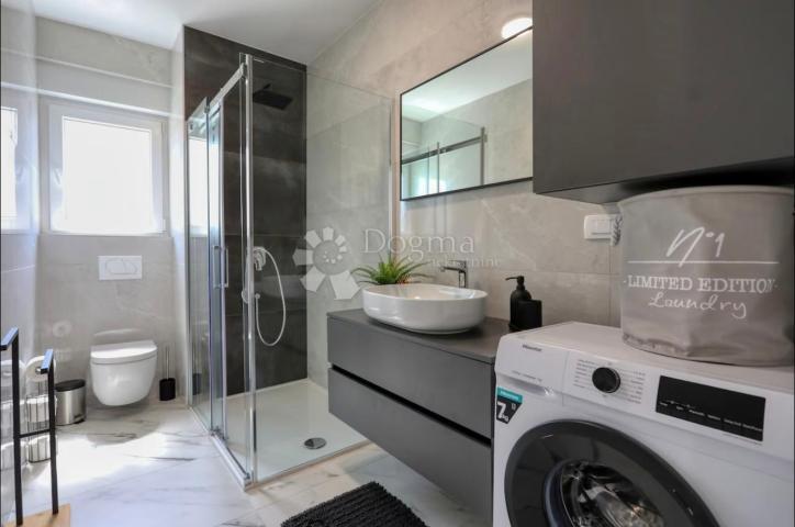 VRSI S1– MODERN DUPLEX HOUSE WITH HEATED SWIMMING POOL
