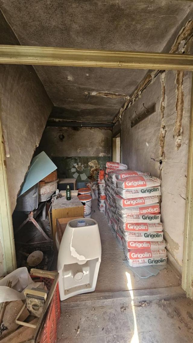 Samostojeća kuća u visokoj rou- bazi Kraljevica, Križišće 