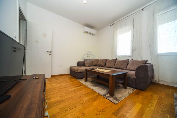 Jednosoban stan 45m2 + parking, Zabjelo - Podgorica