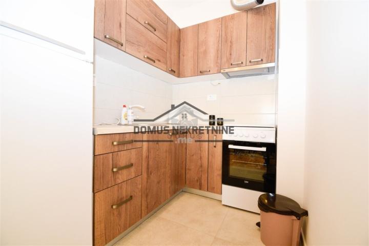 Jednosoban stan 45m2 + parking, Zabjelo - Podgorica