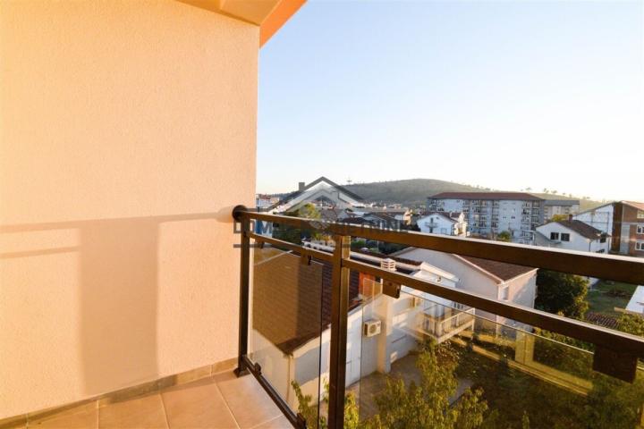 Jednosoban stan 45m2 + parking, Zabjelo - Podgorica