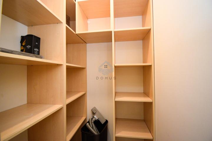 Dvosoban stan 70m2 + garaža, City Kvart - Podgorica