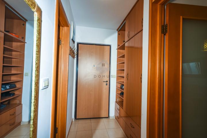 Dvosoban stan 64m2, Stari Aerodrom - Podgorica
