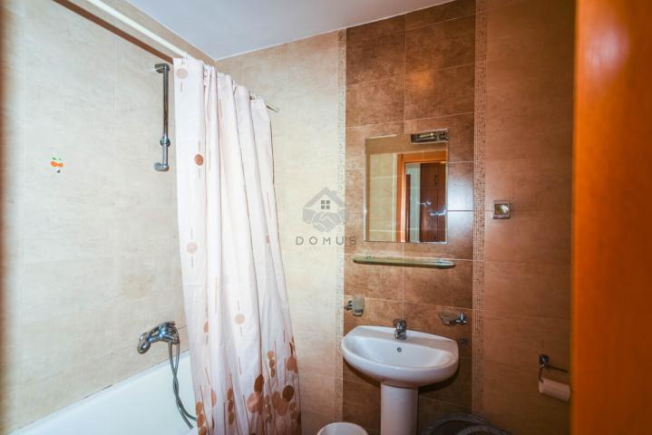 Dvosoban stan 64m2, Stari Aerodrom - Podgorica