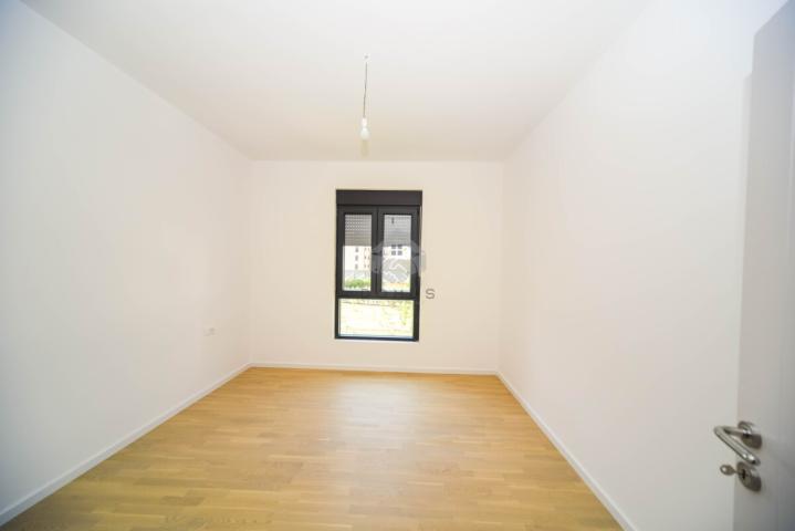 Jednosoban nov stan 45m2 + parking, Tološi - Podgorica