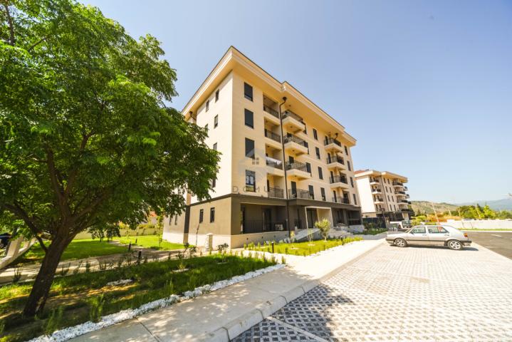 Jednosoban nov stan 45m2 + parking, Tološi - Podgorica