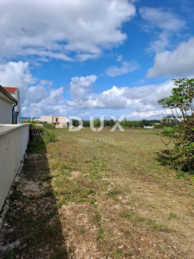 ZADAR, PRIVLAKA - Building land ideal for investors and builders!