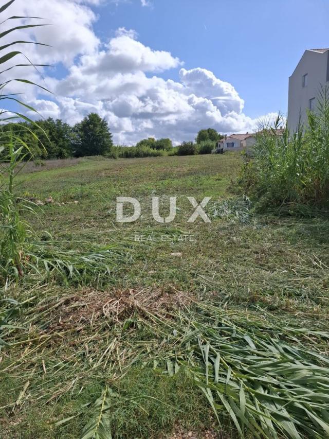 ZADAR, PRIVLAKA - Building land ideal for investors and builders!