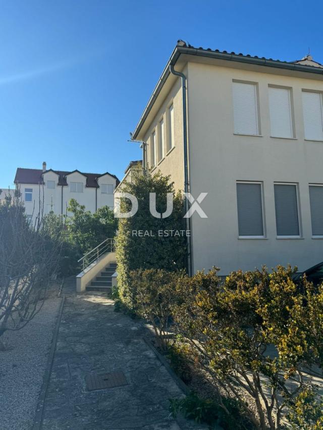 ŠIBENIK, VODICE - Prekrasna samostojeća kuća u Vodicama!