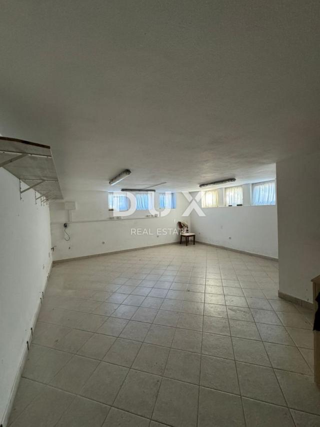 ŠIBENIK, VODICE - Prekrasna samostojeća kuća u Vodicama!