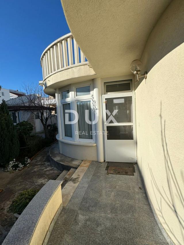 ŠIBENIK, VODICE - Prekrasna samostojeća kuća u Vodicama!