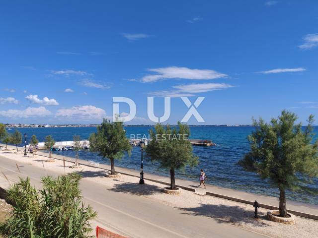 ZADAR, VIR - Luksuzan stan s vrhunskim pogledom prvi red do mora! AS3