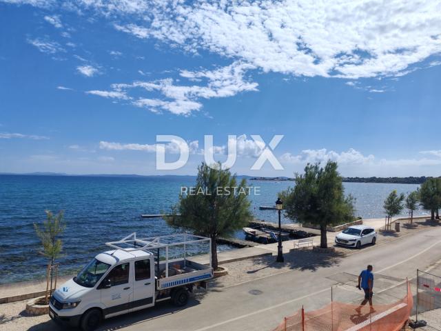 ZADAR, VIR - Luksuzan stan s vrhunskim pogledom prvi red do mora! AS3