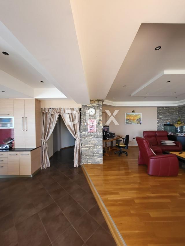 PRIVLAKA, ZADAR – EXKLUSIVE GELEGENHEIT – Wohnung in der 1. Reihe zum Meer!