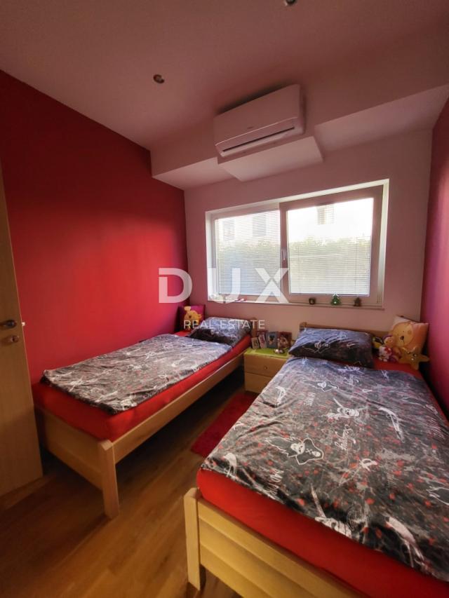 PRIVLAKA, ZADAR – EXKLUSIVE GELEGENHEIT – Wohnung in der 1. Reihe zum Meer!