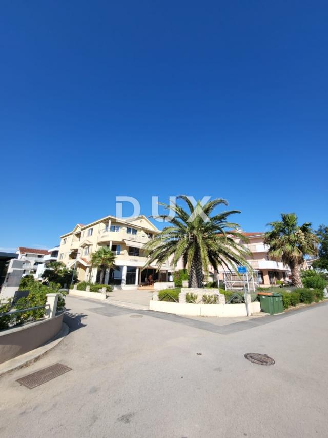 PRIVLAKA, ZADAR – EXKLUSIVE GELEGENHEIT – Wohnung in der 1. Reihe zum Meer!