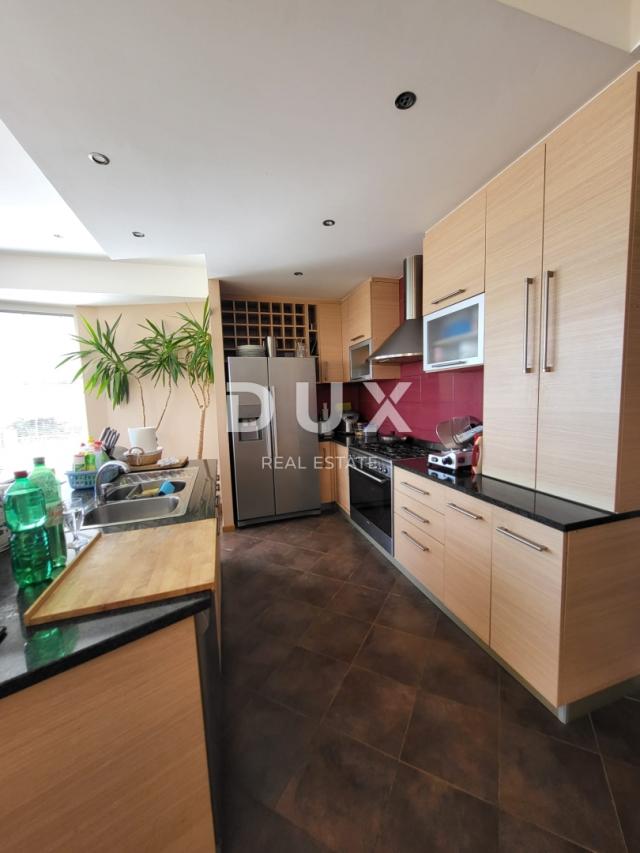 PRIVLAKA, ZADAR – EXKLUSIVE GELEGENHEIT – Wohnung in der 1. Reihe zum Meer!