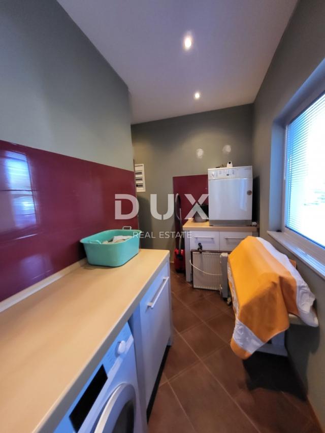 PRIVLAKA, ZADAR – EXKLUSIVE GELEGENHEIT – Wohnung in der 1. Reihe zum Meer!